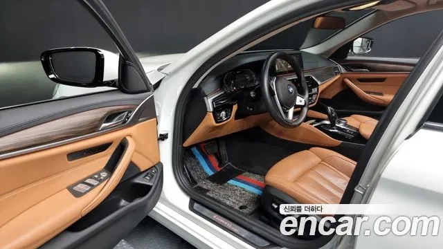 BMW 5 Series (G30) id 2932399 из Кореи 20