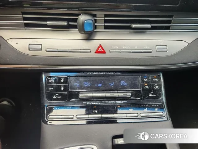 Hyundai The New Grandeur IG id 3209513 из Кореи 20