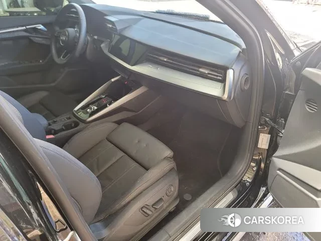 Audi A3 (8Y) id 3011771 из Кореи 15