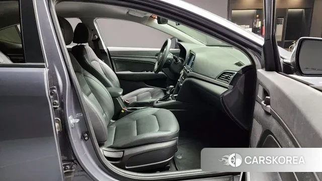 Hyundai Avante AD id 3779236 из Кореи 20