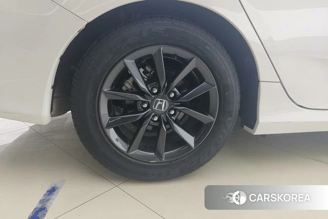 Honda Civic id 3784318 из Китая 17