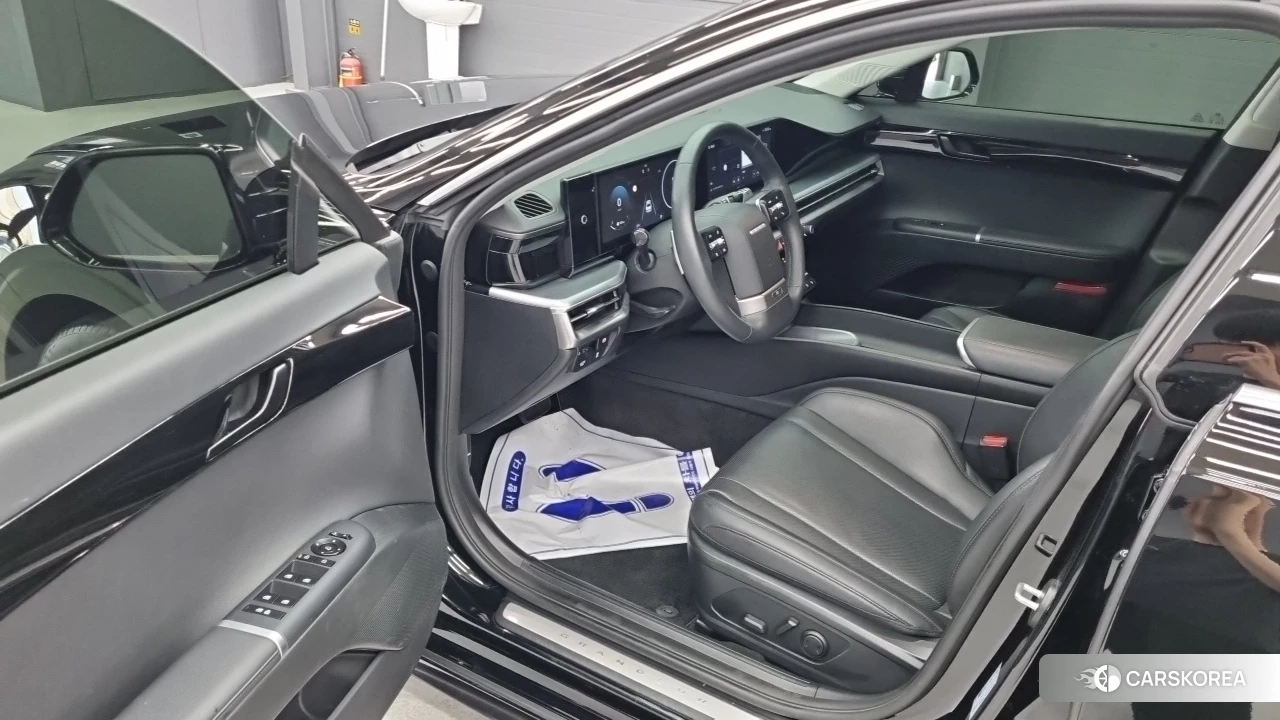 Hyundai Grandeur (GN7) id 4516788 из Кореи 18