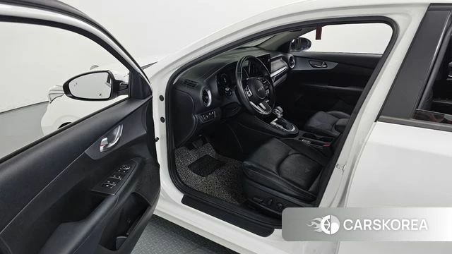 Kia The New K3 2nd generation id 4936564 из Кореи 34
