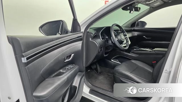 Hyundai Tucson (NX4) id 4631360 из Кореи 31