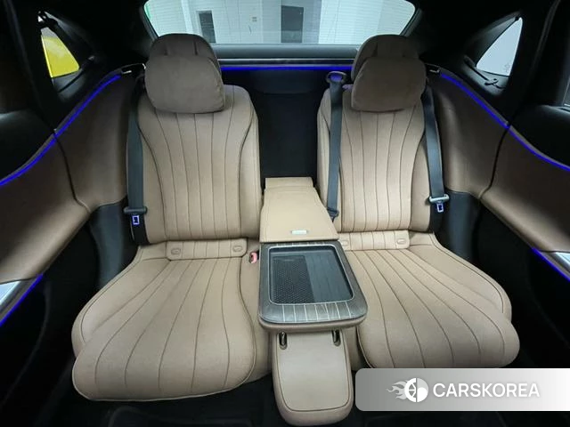 Mercedes-Benz E-class id 3920648 из Китая 24
