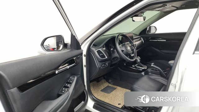 Kia Seltos id 4402233 из Кореи 34