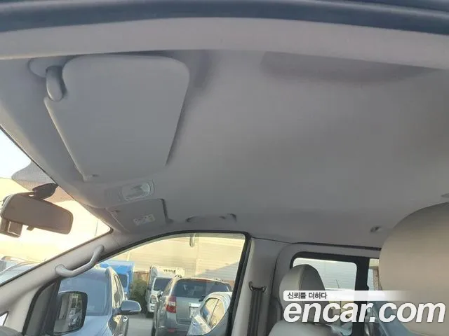 Hyundai The New Grand Starex id 2459246 из Кореи 20