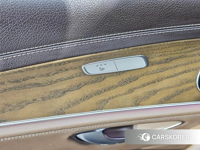 Mercedes-Benz E-Class W213 id 4482858 из Кореи 20