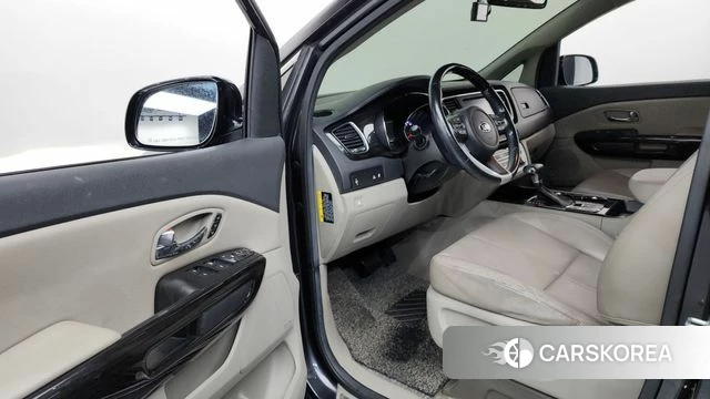 Kia The New Carnival id 4907671 из Кореи 29