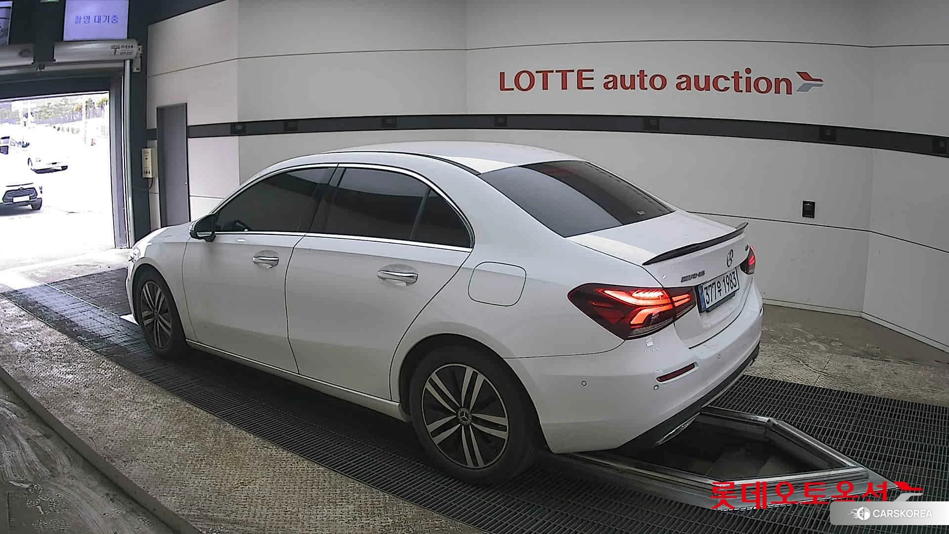 Mercedes-Benz Mercedes-Benz A220 Sedan id 3869473 из Кореи 38