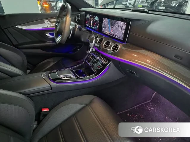 Mercedes-Benz E-Class W213 id 3550949 из Кореи 17