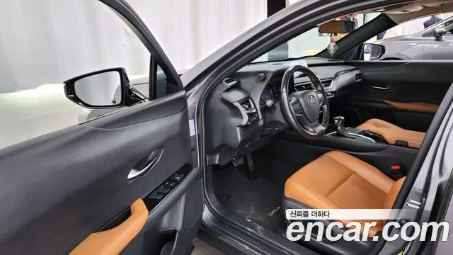 Lexus UX250h id 2876350 из Кореи 20