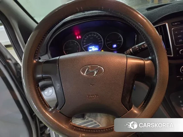 Hyundai The New Grand Starex id 3448876 из Кореи 20