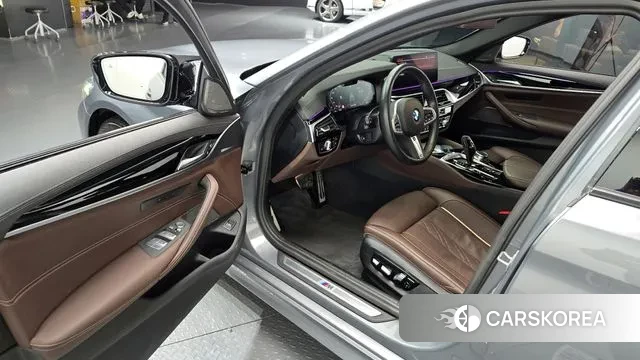 BMW 5 Series (G30) id 3472326 из Кореи 20