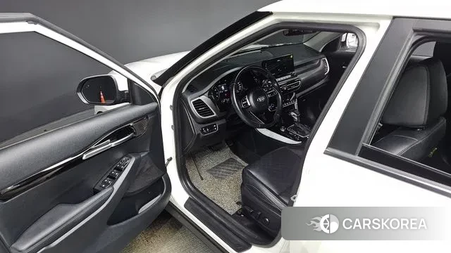 Kia Seltos id 3059630 из Кореи 20