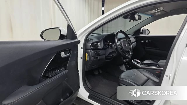 Kia Niro EV id 4304214 из Кореи 30