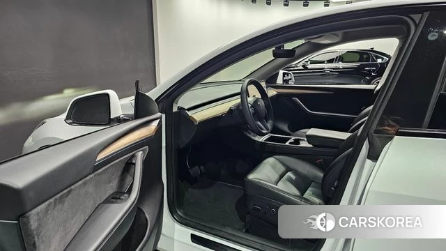 Tesla Model Y id 4414627 из Кореи 32
