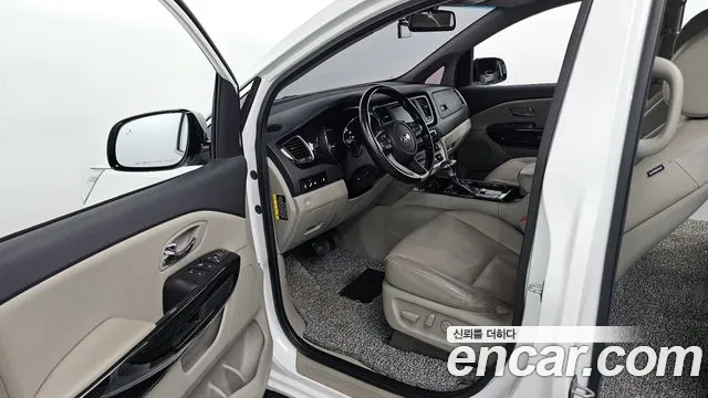 Kia The New Carnival id 2762354 из Кореи 20