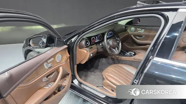 Mercedes-Benz E-Class W213 id 3469693 из Кореи 20