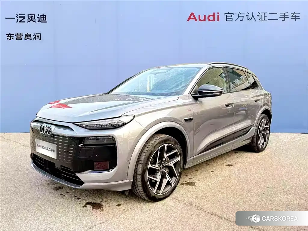 Audi Q6L id 4600439 из Китая 10