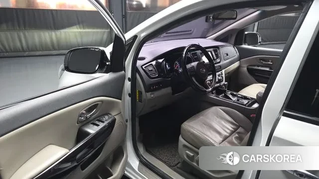 Kia The New Carnival id 3737165 из Кореи 20