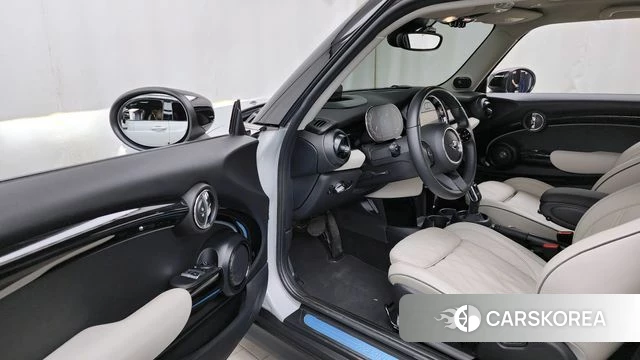 Mini Cooper S id 4316133 из Кореи 30