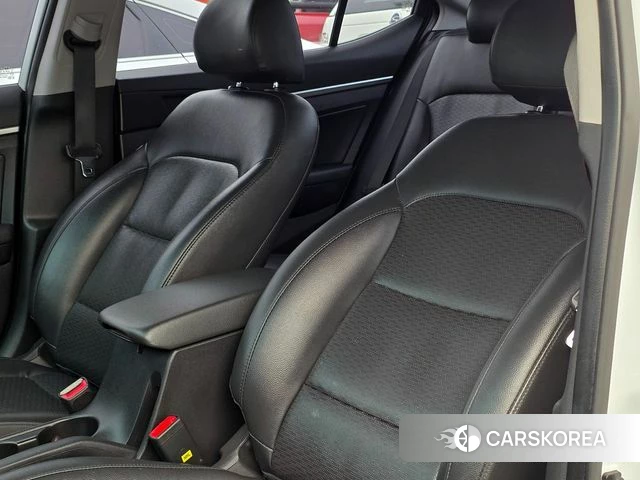 Hyundai The New Avante AD id 3873384 из Кореи 20