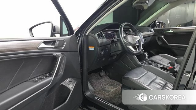 Volkswagen Tiguan Allspace id 4763504 из Кореи 31