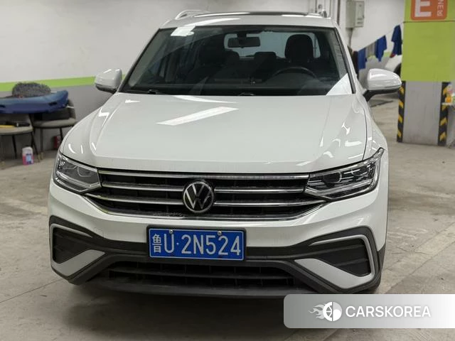 Volkswagen Tiguan L id 4277008 из Китая 12
