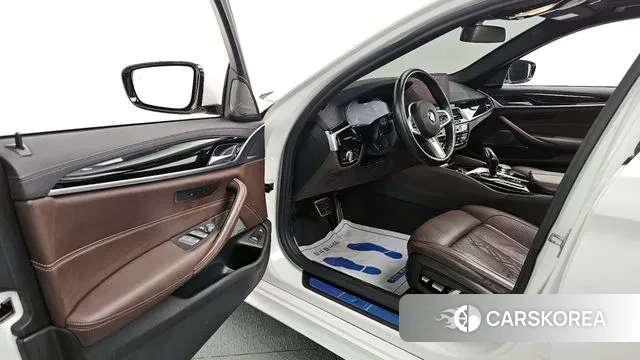 BMW 5 Series (G30) id 2994318 из Кореи 20