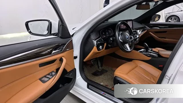 BMW 5 Series (G30) id 3788197 из Кореи 20