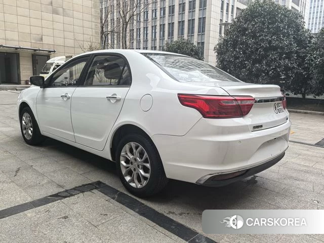 Geely Automobile Vision id 4209882 из Китая 11