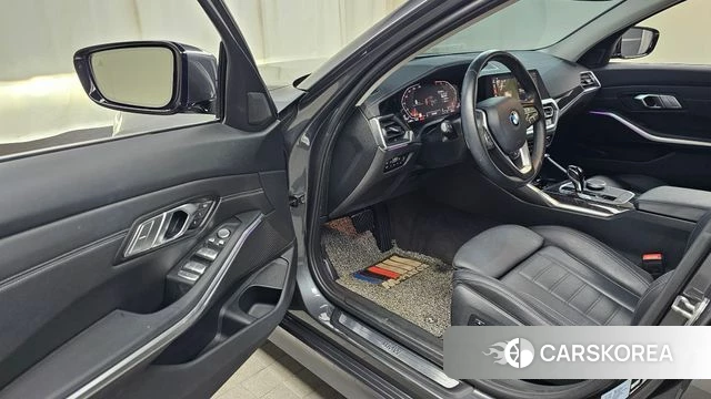 BMW 3 Series (G20) id 4586014 из Кореи 32