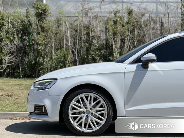 Audi A3 id 4219279 из Китая 17