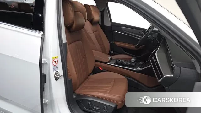 Audi A6 (C8) id 3008991 из Кореи 20