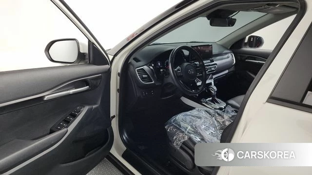 Kia Seltos id 4250344 из Кореи 32