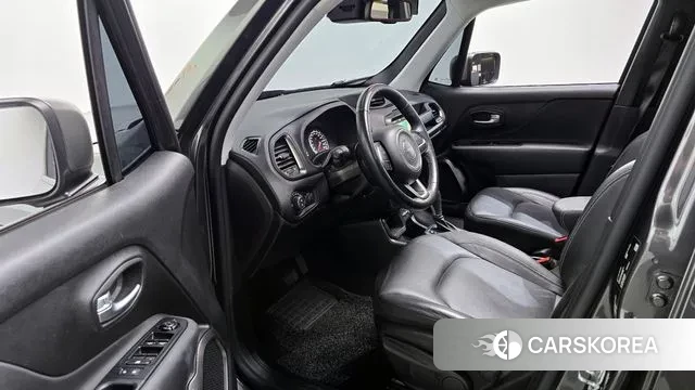 Jeep Renegade id 3547052 из Кореи 20