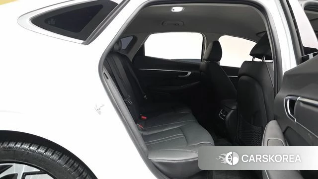 Hyundai Sonata D Edge Hybrid (DN8) id 4360621 из Кореи 33