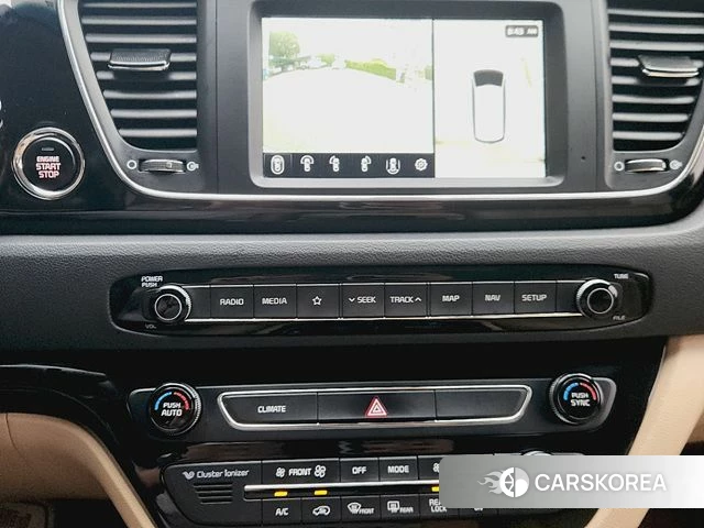 Kia The New Carnival id 4689350 из Кореи 17