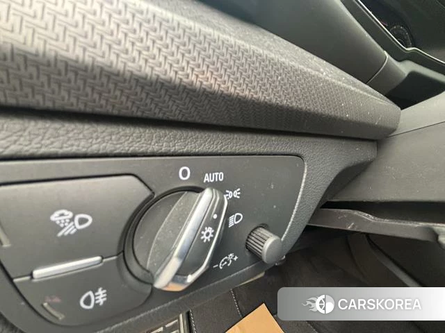 Audi Q5L Sportback id 4261232 из Китая 17