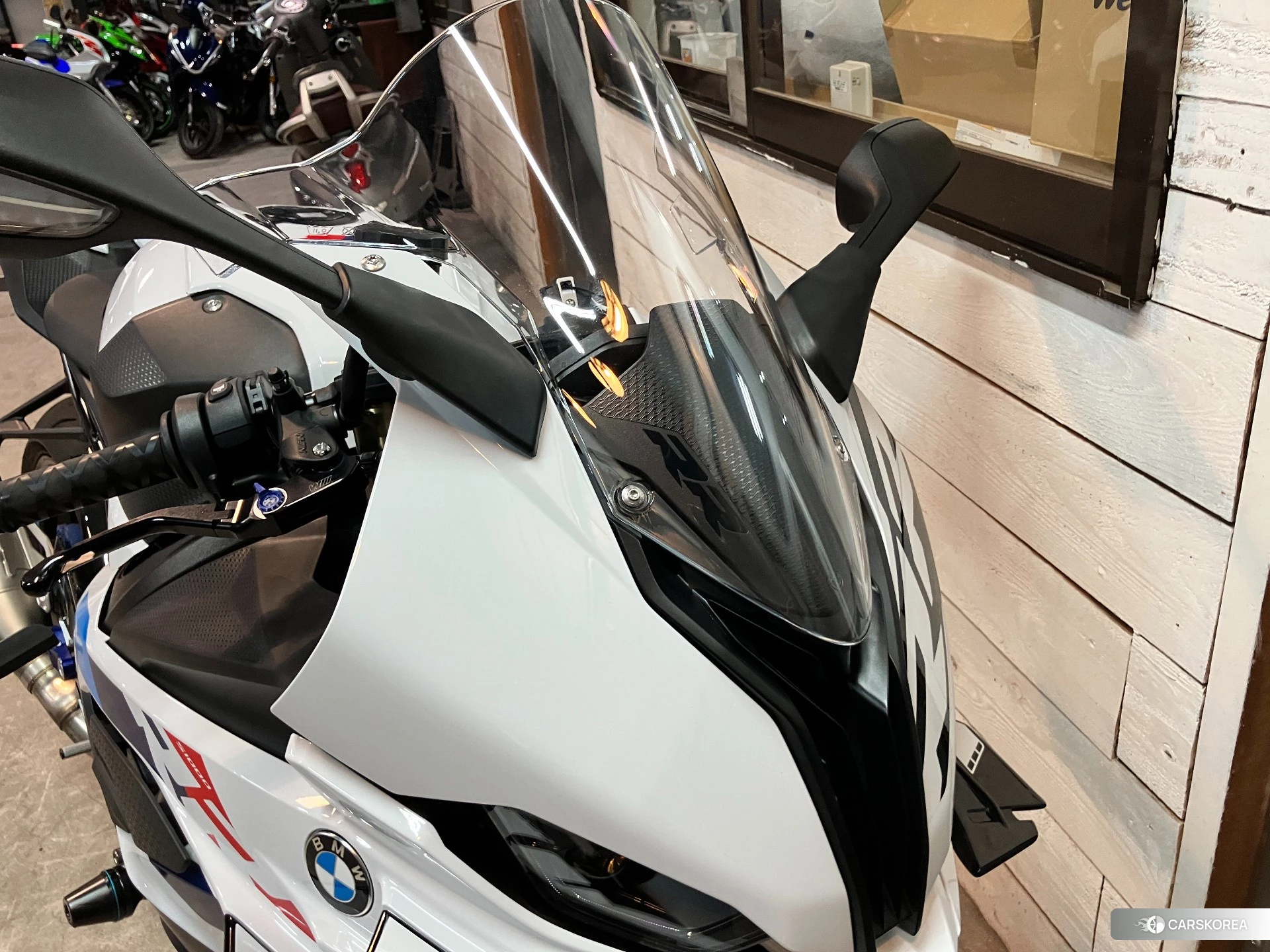 Проданный BMW S1000RR M PACKAGE id 4391967 из Японии, фото 30