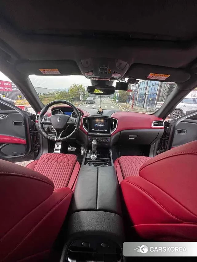 Maserati Ghibli id 3264716 из Кореи 13