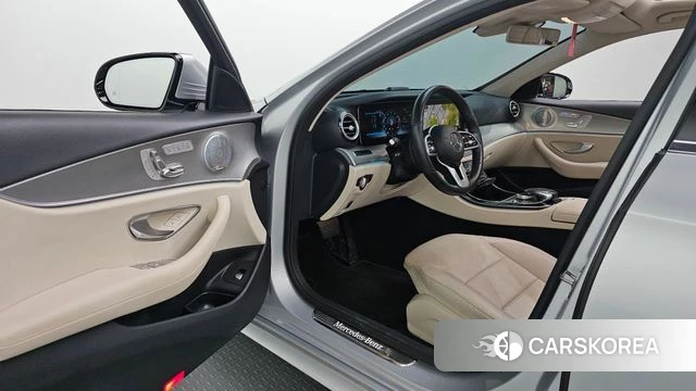 Mercedes-Benz E-Class W213 id 4581745 из Кореи 35