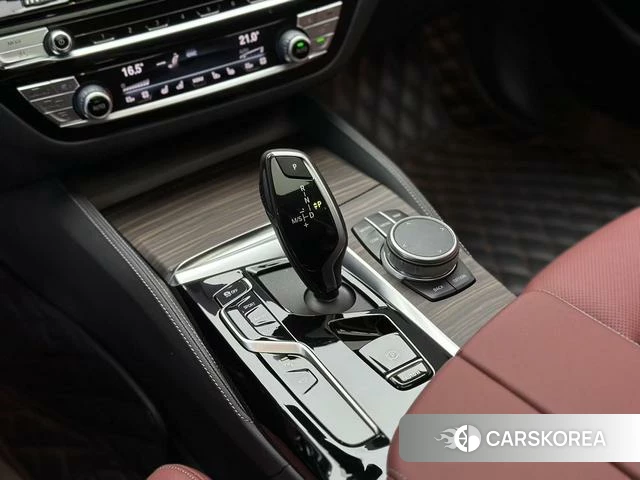 BMW 5 series id 4260461 из Китая 17