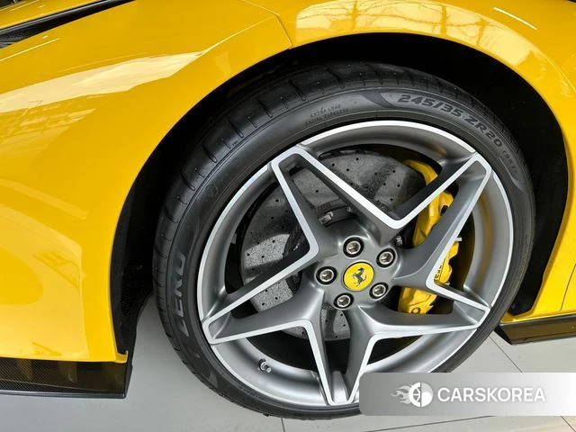 Ferrari F8 Spider id 3940672 из Кореи 13