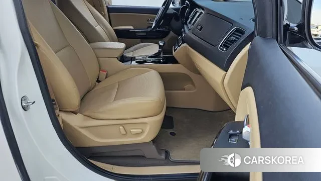 Kia The New Carnival id 3723050 из Кореи 20