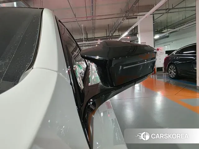 BMW i5 (G60) id 3756880 из Кореи 18