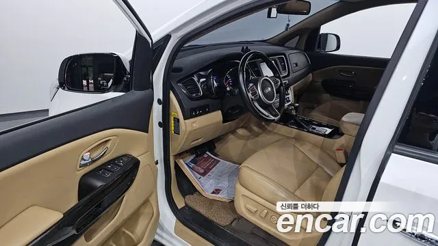 Kia The New Carnival id 2714542 из Кореи 20