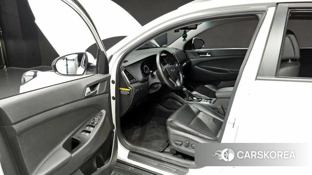 Hyundai All New Tucson id 4363415 из Кореи 32