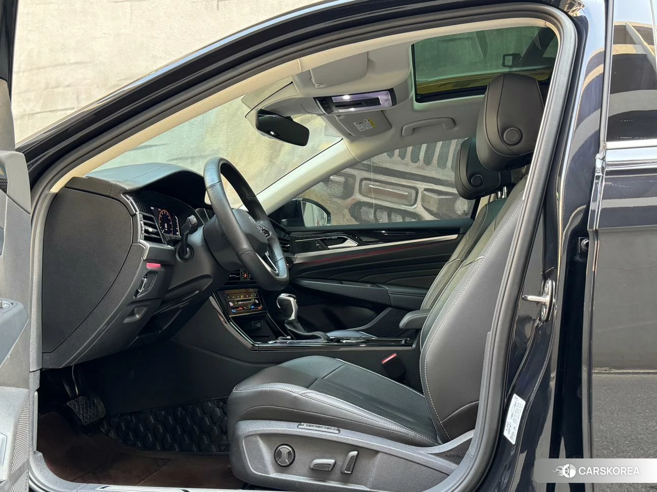 Volkswagen Passat id 4473880 из Китая 13